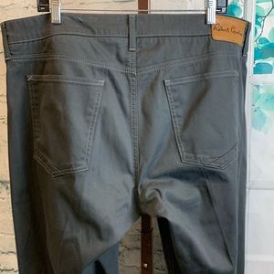 Robert Graham YATES 40